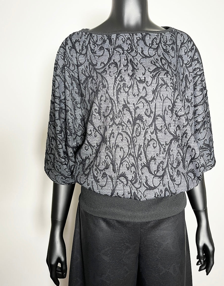 One Of A Kind Top - Grey fleck with black vines