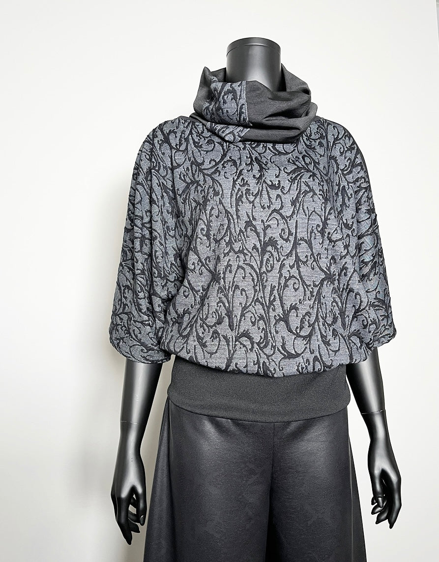 One Of A Kind Top - Grey fleck with black vines