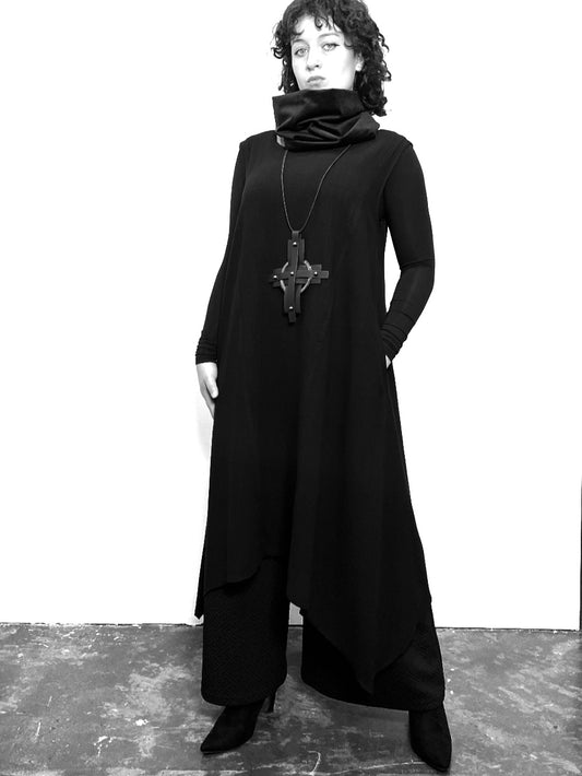 black linen dress ladies evening wear event wear apparel stylish clothing handmade in melbourne classy elegant clothing timeless clothing classic style oversized dress unique clothing unique style ageless style luxe fabrics statement clothing statement style evening style clothing womens clothing made in australia eloise the label