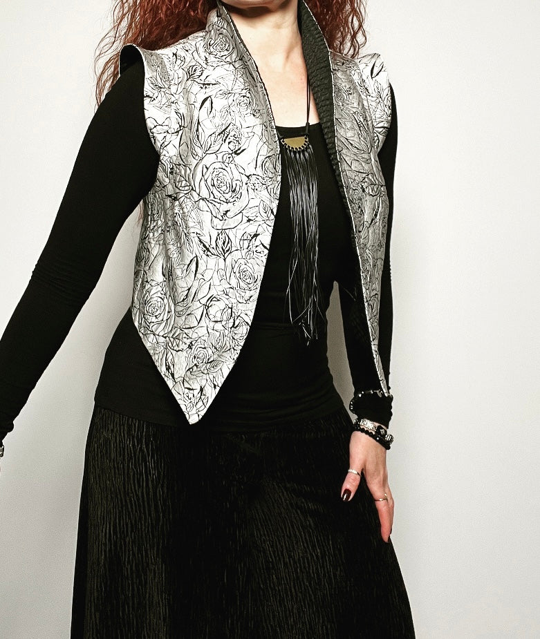 One Of A Kind Vest - Rose jacquard