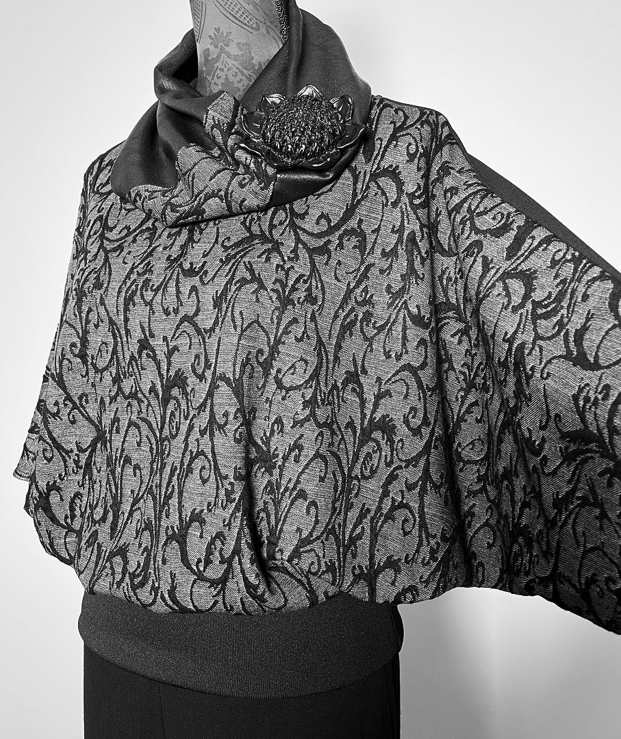 One Of A Kind Top - Grey fleck with black vines