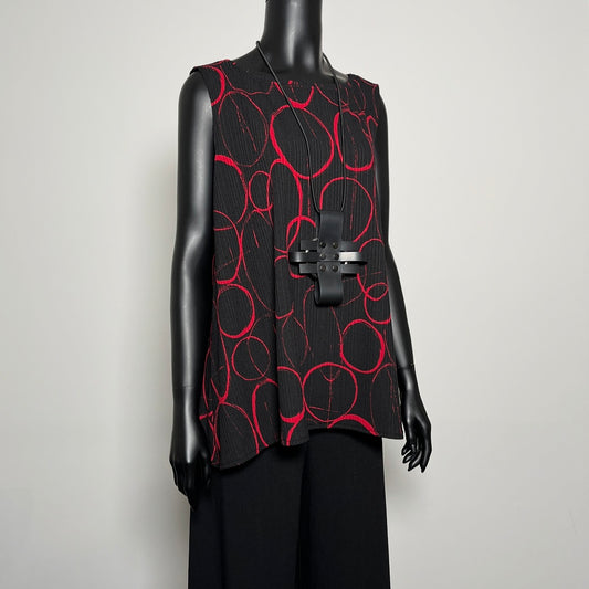 Tilda Top - Black Red Circles