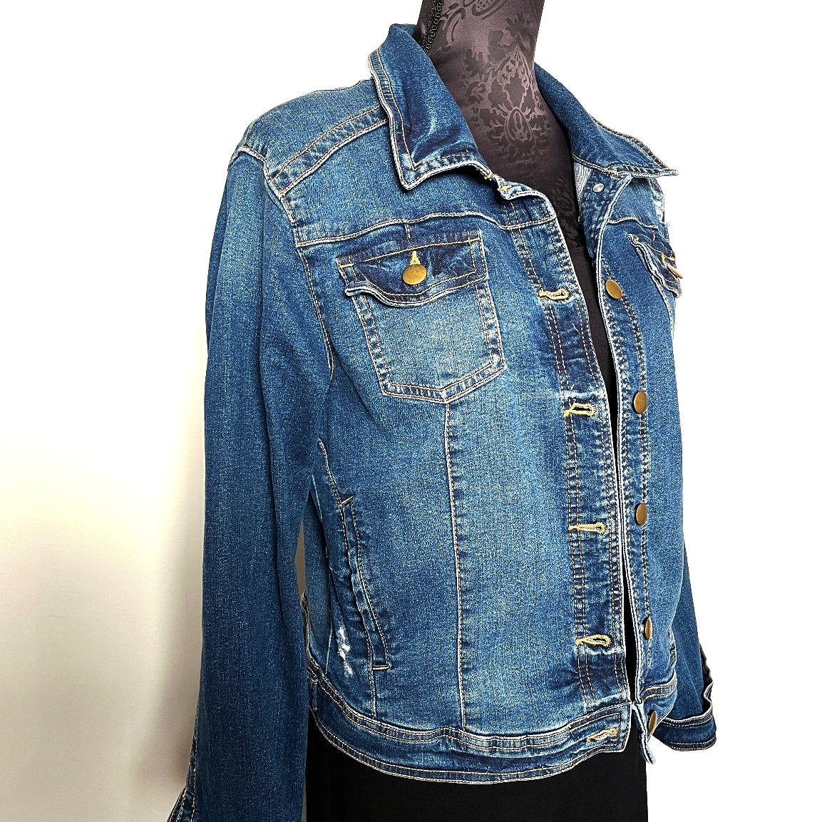 Upcycled denim jacket skulls and roses sustainable fashion made in melbourne