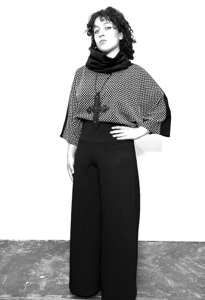 Allure Top - Black and White Stretch Jacquard