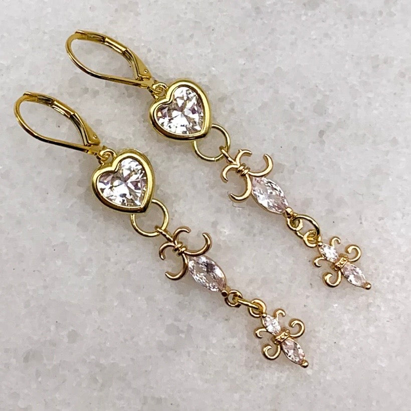 Amore' Crystal Fleur De Lis Earring