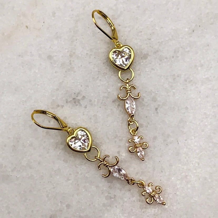 Amore' Crystal Fleur De Lis Earring