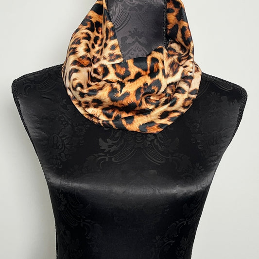 Luxe Collar - Loop Scarf - Leopard Print Velvet