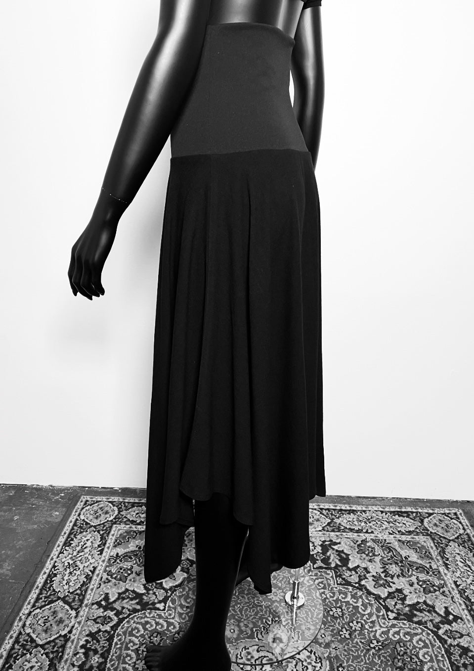 Inspire Skirt - Black Soft Draping Linen
