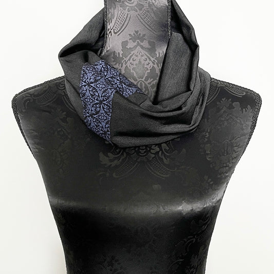 Luxe Collar - Loop Scarf - Medallian