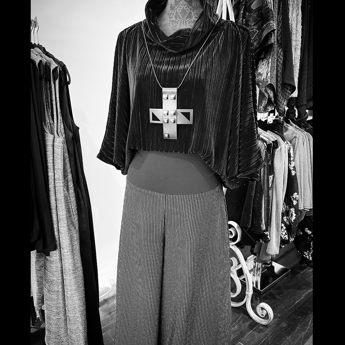 black velvet top ladies top womens apparel stylish clothing handmade in melbourne classy elegant clothing timeless pieces timeless clothing classic style unique clothing unique style ageless style luxe fabrics statement clothing statement style clothing womens clothing made in australia eloise the label